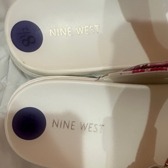 NEW Nine West Floral Buckle Sandals - White and Pink size 8 1/2 - Picture 5 of 6